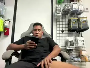 Chaturbate Sex Cam of herrokirkland