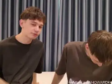 Chaturbate Live Sex of howardkottam
