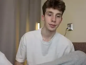 Chaturbate Adult Video Chat of cute_brian
