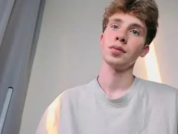 Chaturbate Free Porn Cam of cute_brian