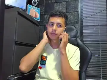 Chaturbate Best live sex cam show of g_lincoln