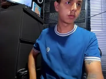 Chaturbate Nude Webcam of g_lincoln