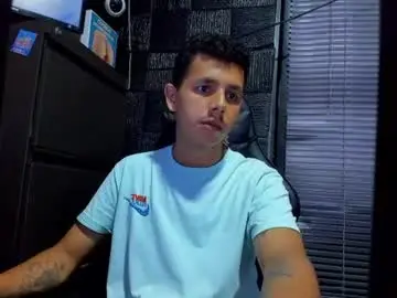 Chaturbate Adult Webcam of g_lincoln