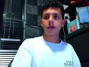 Chaturbate Best live sex cam show of g_lincoln