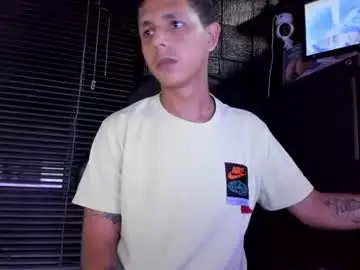 Chaturbate Adult Webcam of g_lincoln