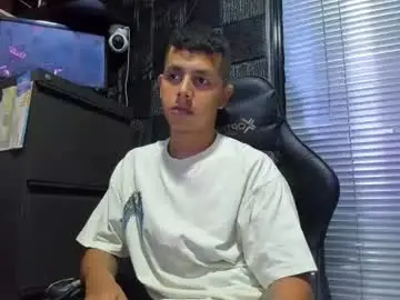 Chaturbate Live Porn of g_lincoln
