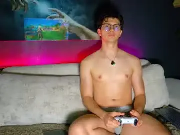 Chaturbate Best live sex cam show of maisonbastian