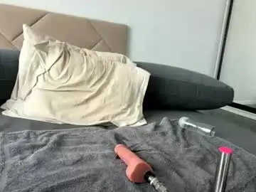 Chaturbate Live Sex Cam of kiwigray