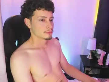 Chaturbate Best live sex cam show of alelux1