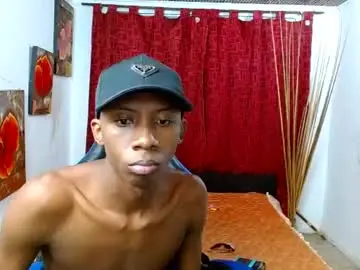Chaturbate Free Live Porn of miilo18