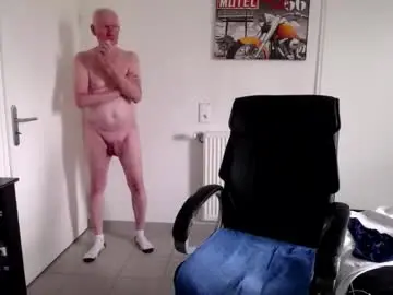 Chaturbate Best live sex cam show of 73yves