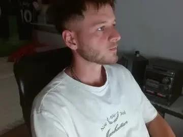 Chaturbate Live Sex Cam of freddy_star