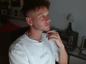 Chaturbate Sex Chat of freddy_star