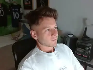 Chaturbate Sex Cam of freddy_star