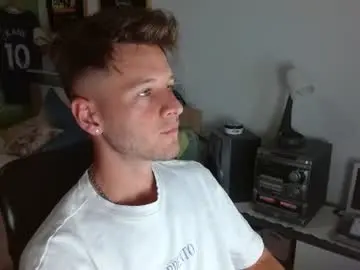 Chaturbate Live Porn of freddy_star