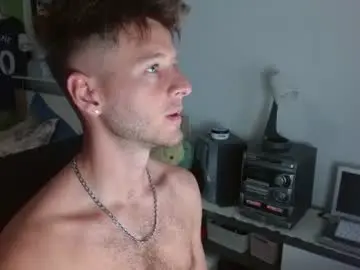 Chaturbate Live Porn of freddy_star