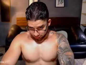 Chaturbate Adult Video Chat of mike_montoya