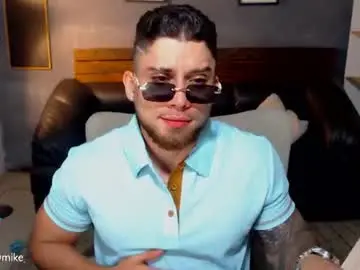 Chaturbate Adult Webcams of mike_montoya