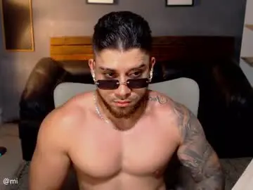 Chaturbate Best live sex cam show of mike_montoya