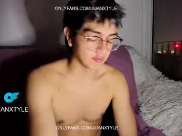 Chaturbate Sex Cam of juancamroom