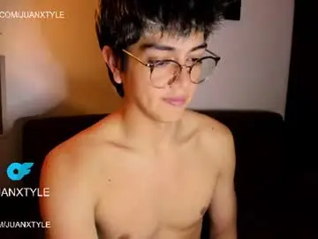 Chaturbate Live Sex of juancamroom