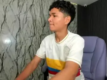 Chaturbate Live Sex Cam of davexxx_