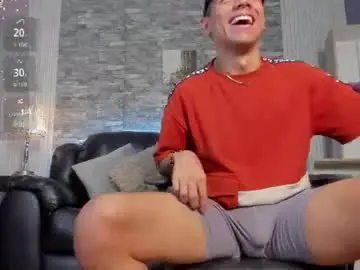 Chaturbate Free Live Porn of zack_joness10