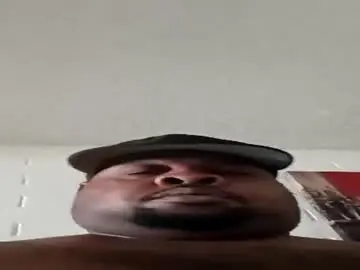 Chaturbate Private Sex Chat of bigchub445
