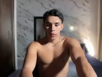 Chaturbate Live Sex Cam of joulianogreco1