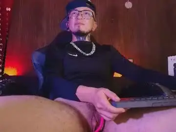 Chaturbate Private Sex Chat of _tyler_joness