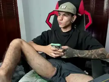 Chaturbate Live Porn of austin_falcon