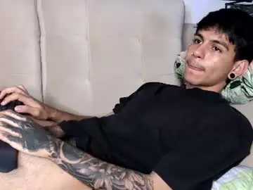 Chaturbate Nude Webcam of austin_falcon