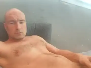Chaturbate Live Sex Cam of mailo2020