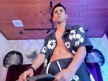 Chaturbate Nude Webcam of lucca_moreti