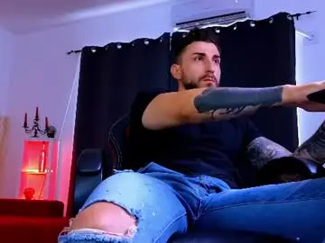 Chaturbate Private Sex Chat of mightyaaron