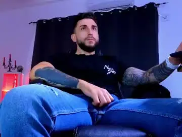 Chaturbate Adult Webcam of mightyaaron