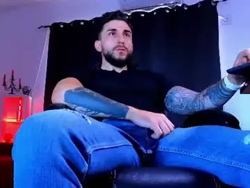 Chaturbate Adult Webcams of mightyaaron