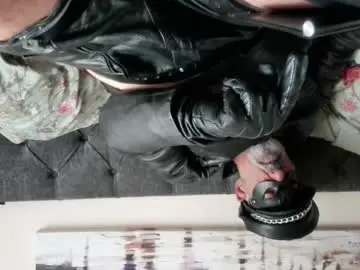 Chaturbate Live Sex Cam of leathertease