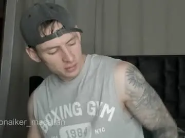 Chaturbate Live Sex of jhonny_macallan