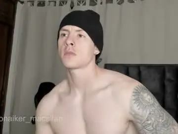 Chaturbate Live Porn of jhonny_macallan