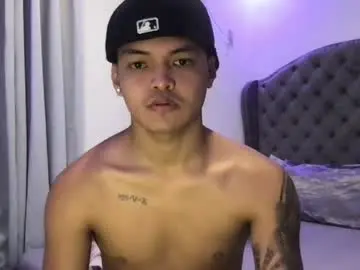 Chaturbate Live Sex of asianhugescott