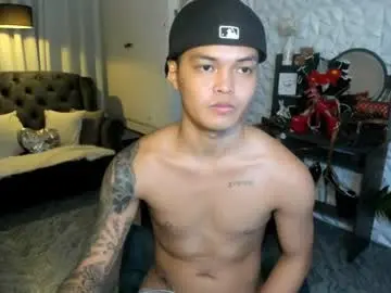 Chaturbate Nude Webcam of asianhugescott
