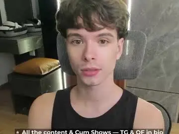 Chaturbate Best live sex cam show of calvin_loves_you