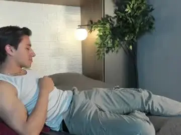 Chaturbate Nude Webcam of andyjoy_