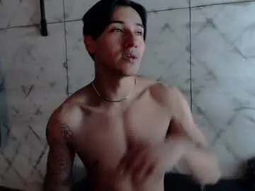 Chaturbate Watch Live Sex Cams of andyjoy_