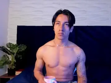 Chaturbate Live Porn of andyjoy_