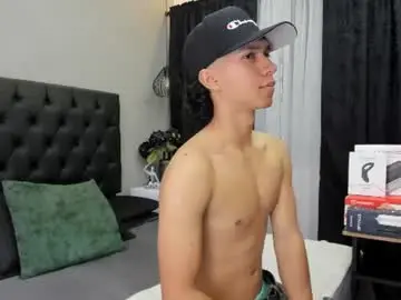 Chaturbate Live Porn of ricky_backus