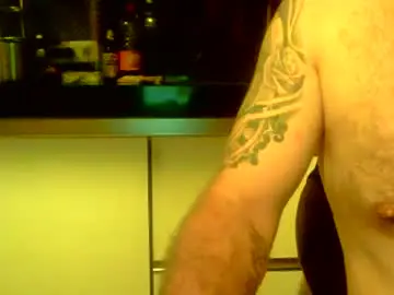 Chaturbate Live Sex Cam of den86nis