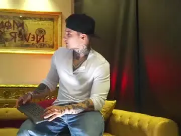 Chaturbate Live Porn of dantecoppolaa
