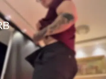 Chaturbate Live Sex Cam of dantecoppolaa